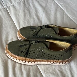 New Olive Green Women's Casual Shoes